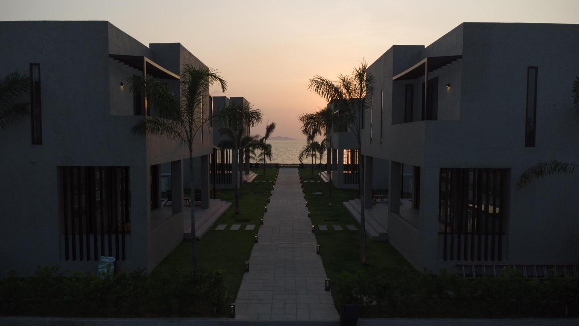 Araya Beach Casas バタンガス エクステリア 写真