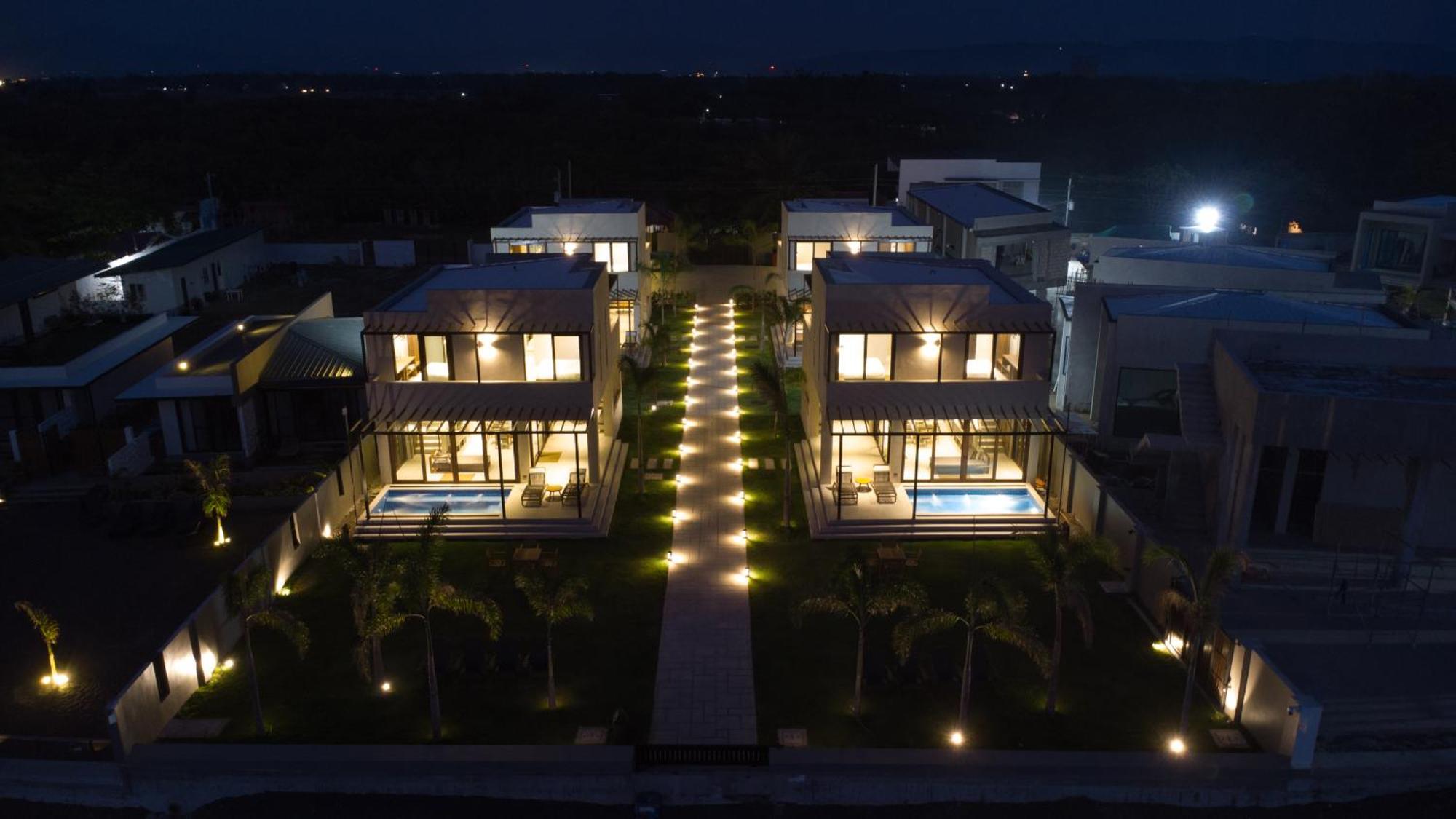 Araya Beach Casas バタンガス エクステリア 写真