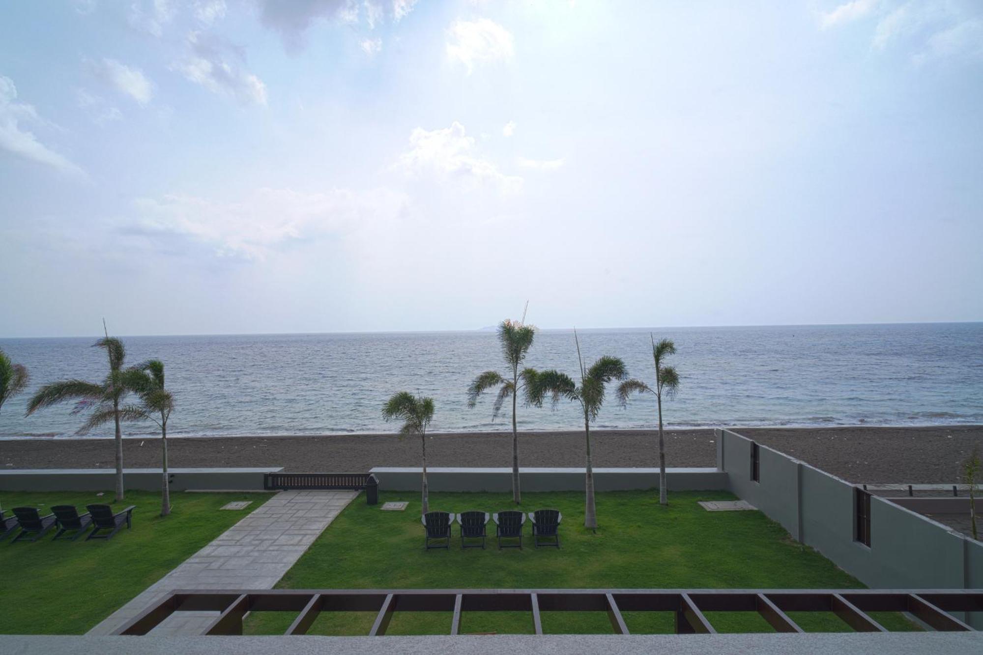Araya Beach Casas バタンガス エクステリア 写真