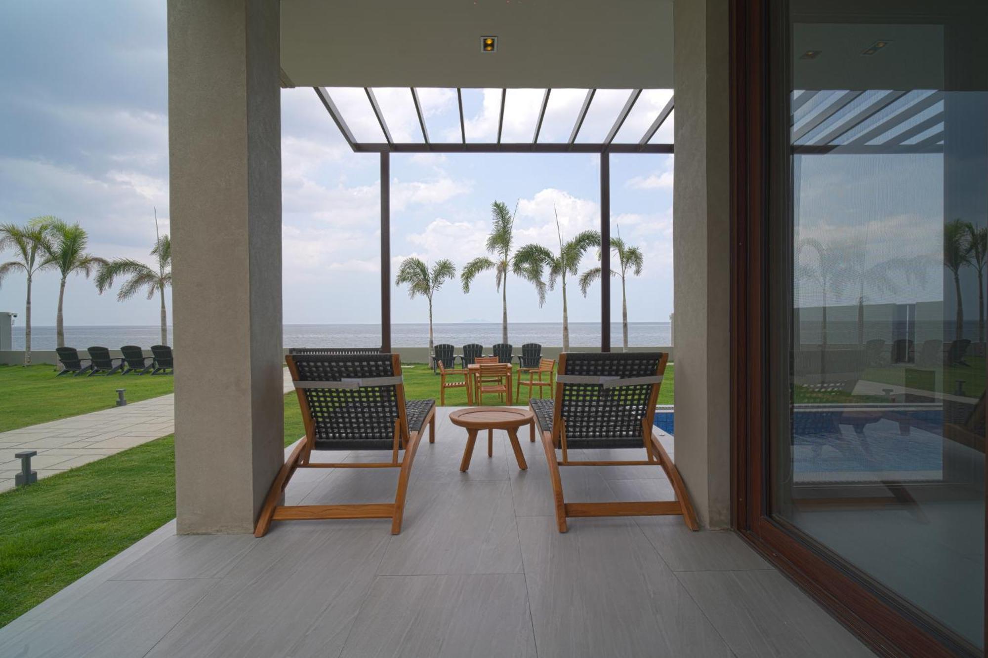 Araya Beach Casas バタンガス エクステリア 写真